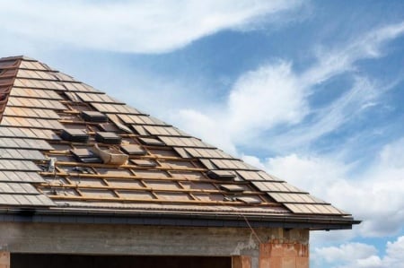 Quels travaux de toiture privil&eacute;gier pour une maison durable ?